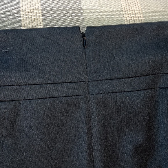 Women’s Express Pencil Skirt - Picture 5 of 7